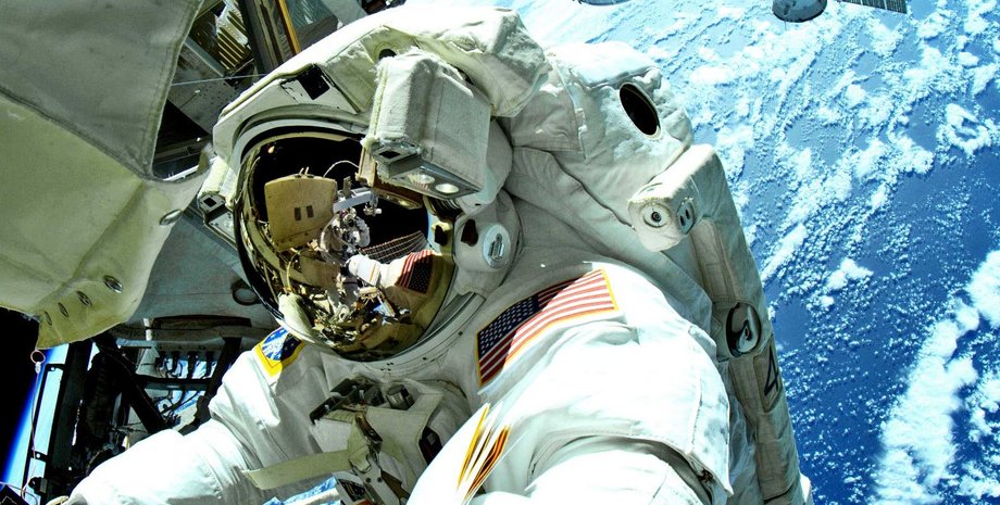 астронавт, космонавт, космос, заложенный нос