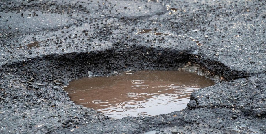 яма на дороге, выбоина на дороге, дорога, асфальт