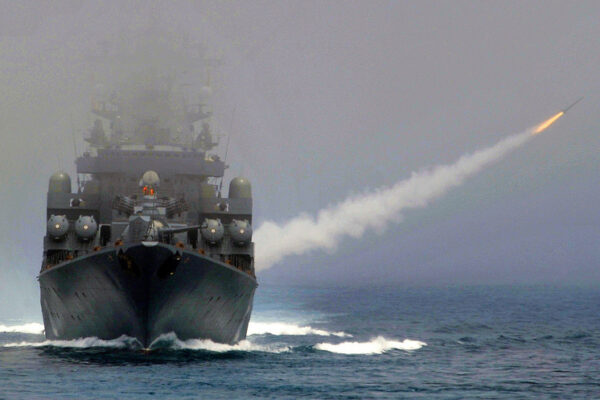 Военные корабли России и Китая начали совместное патрулирование в АТР